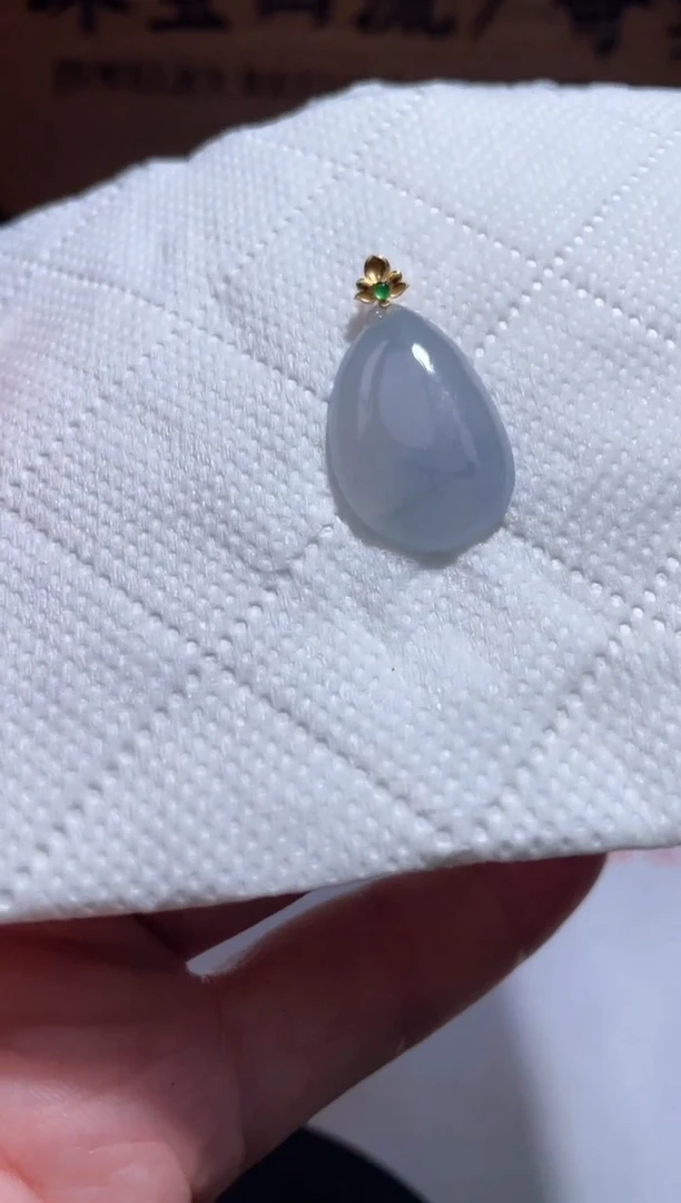 翡翠18K金镶嵌颈饰8.......