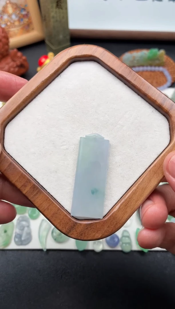 未镶嵌定制翡翠翡翠