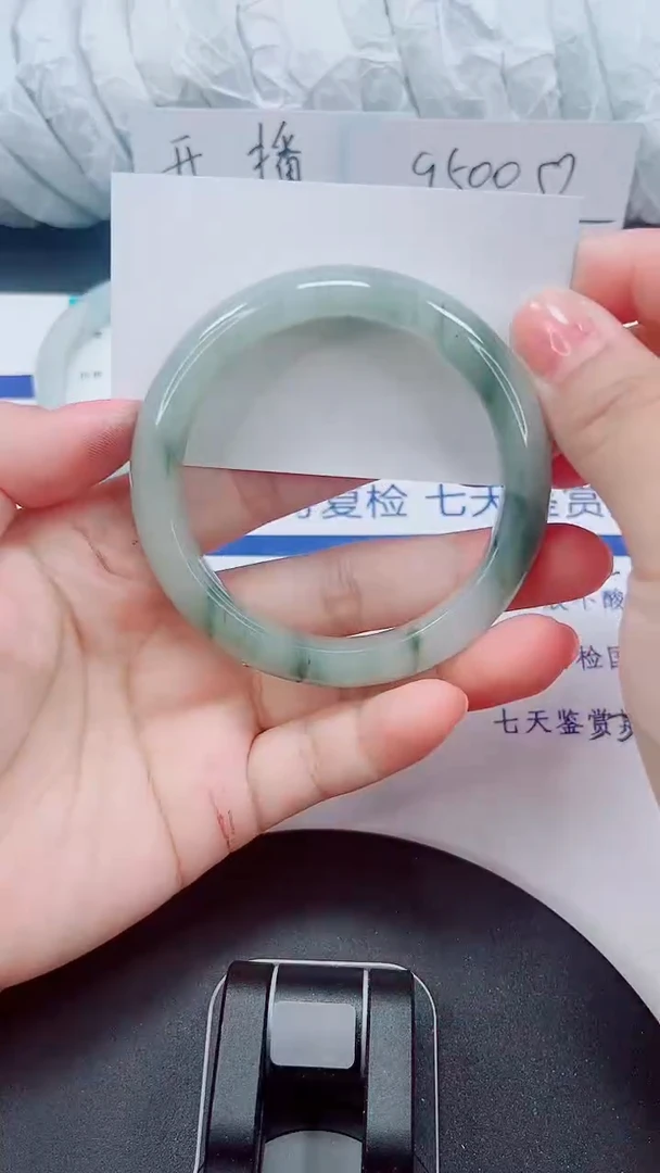 未镶嵌手镯石英质玉105-55/56