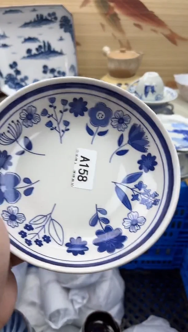瓷片自**在158