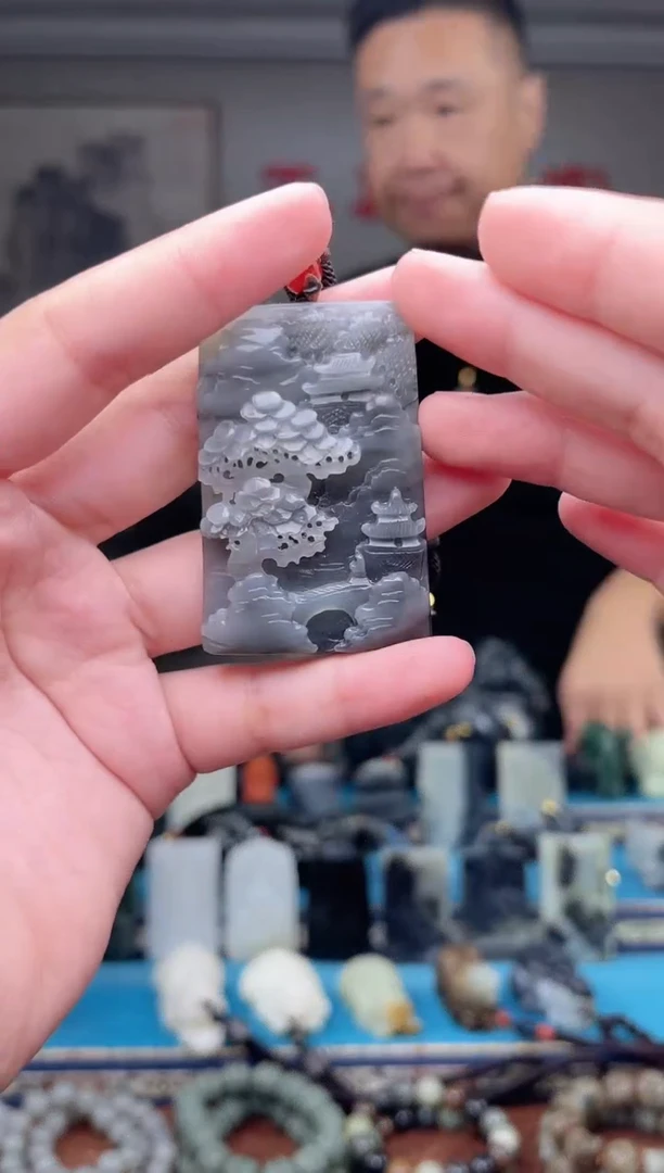 未镶嵌和田玉挂件1