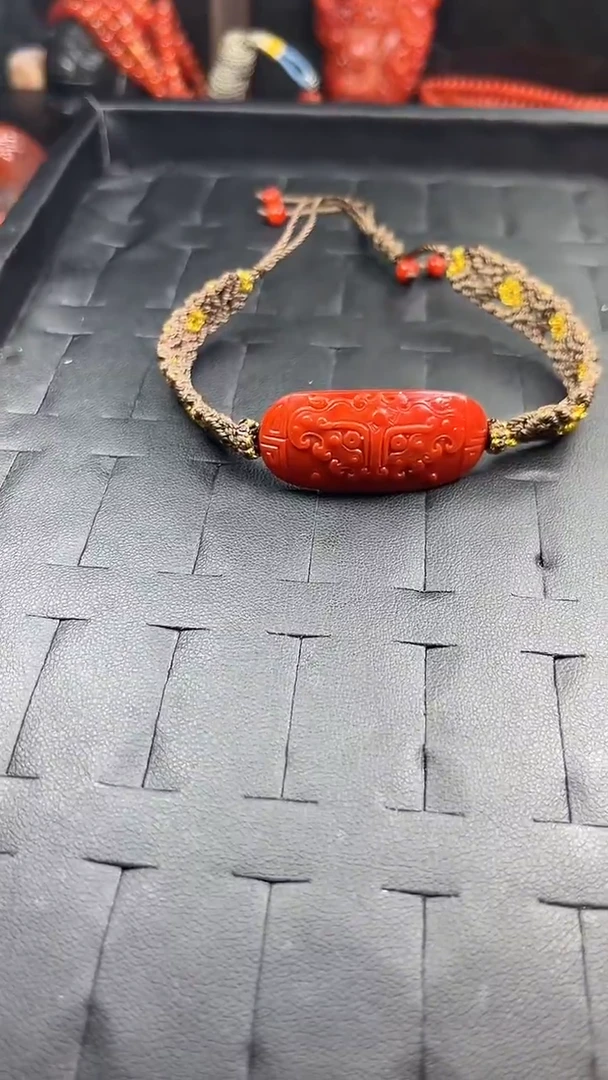 颈饰未镶嵌南红玛瑙曾****子南红手牌