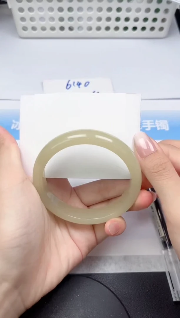 未镶嵌手镯和田玉31-65