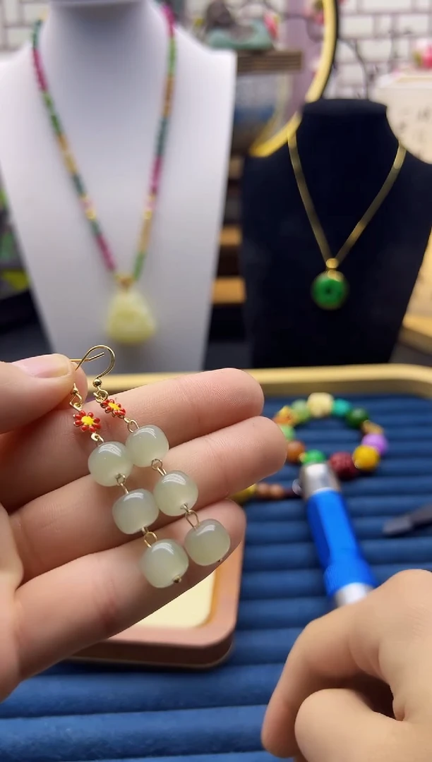 【闪购商品】和田玉耳饰14K金镶嵌E74