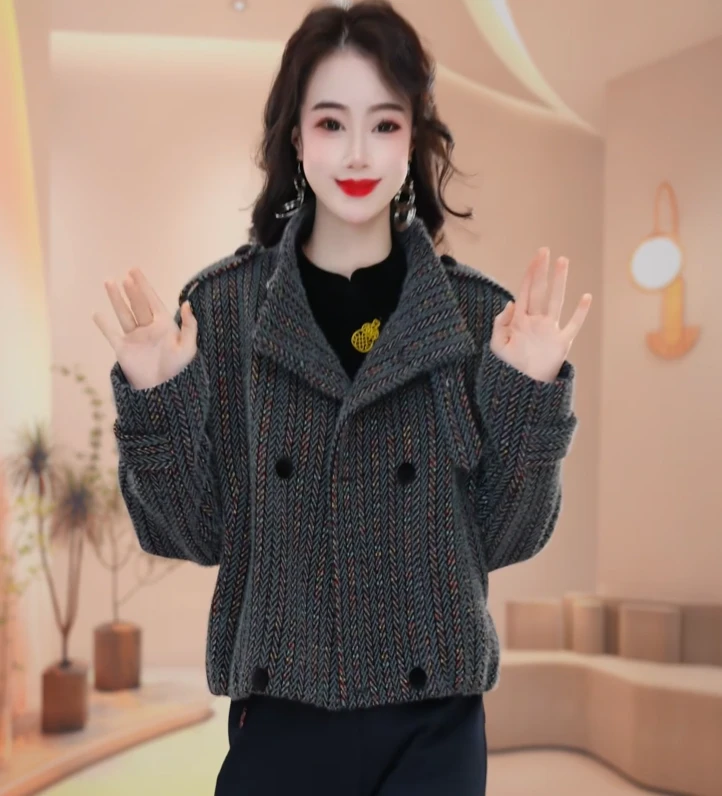 2025年秋冬季新款时尚气质显瘦百搭短款休闲女士外套092311