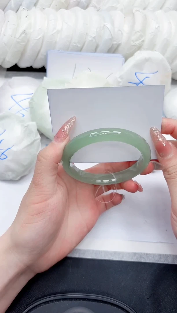 石英质玉手镯未镶嵌308-54