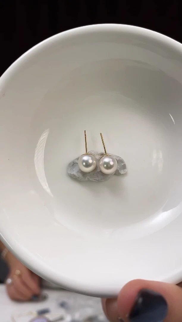 18K金镶嵌耳饰海水珍珠7.5-8Akoya海水珍珠耳饰
