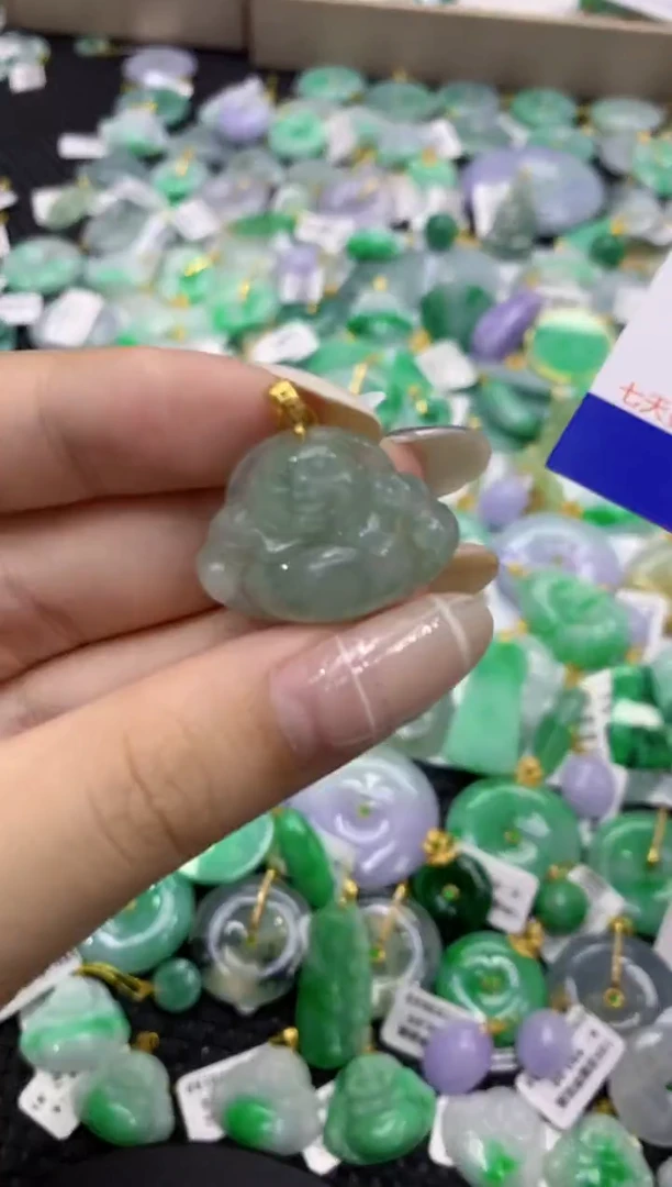 颈饰未镶嵌翡翠天然缅甸翡翠A货