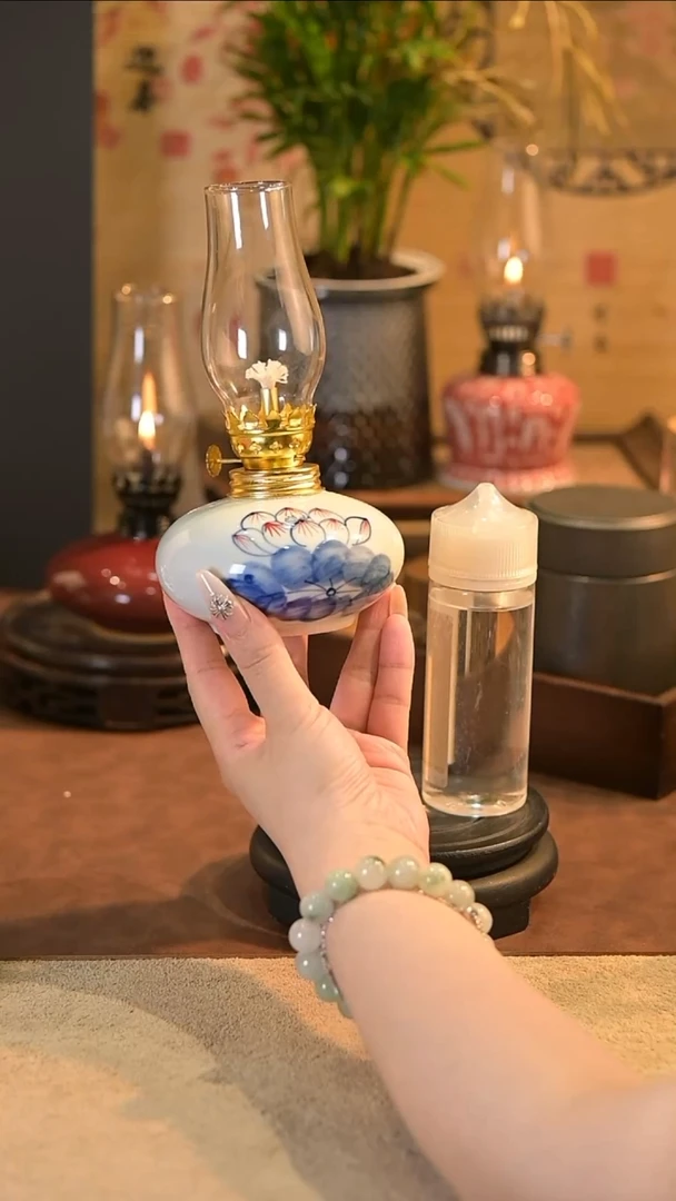 景德镇陶瓷油灯摆件