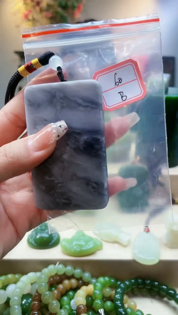 【闪购商品】和田玉挂件未镶嵌1