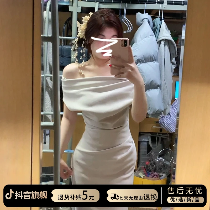 2025新款开春韩系穿搭斜肩荡领连衣裙子女春夏季气质修身包臀长裙