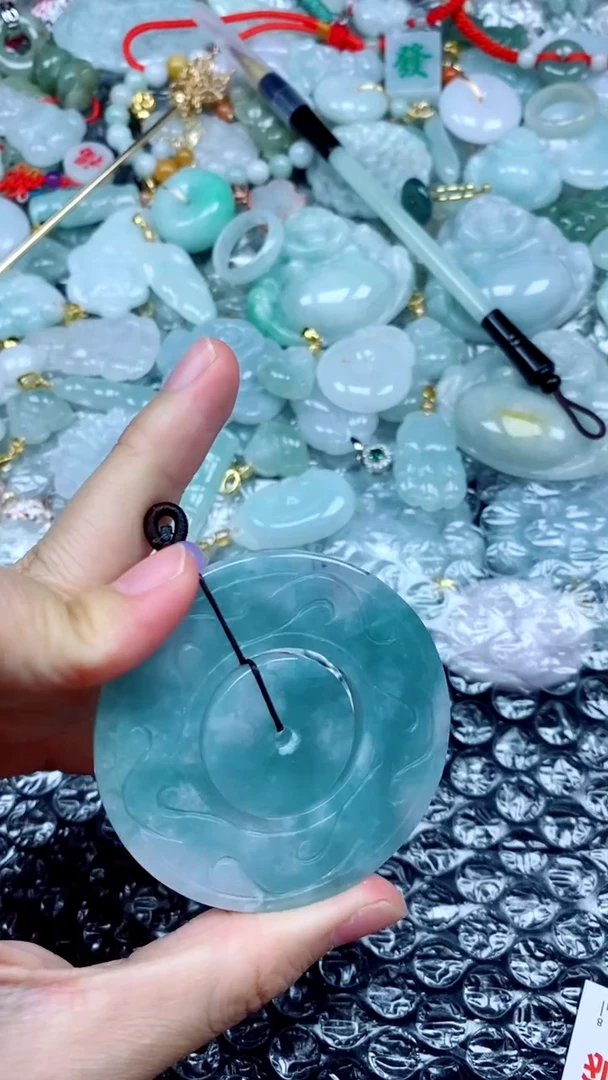 翡翠未镶嵌颈饰155号