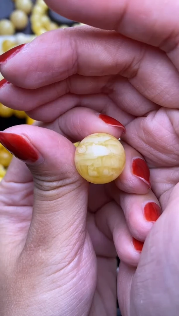 未镶嵌琥珀裸石大小姐珠宝81