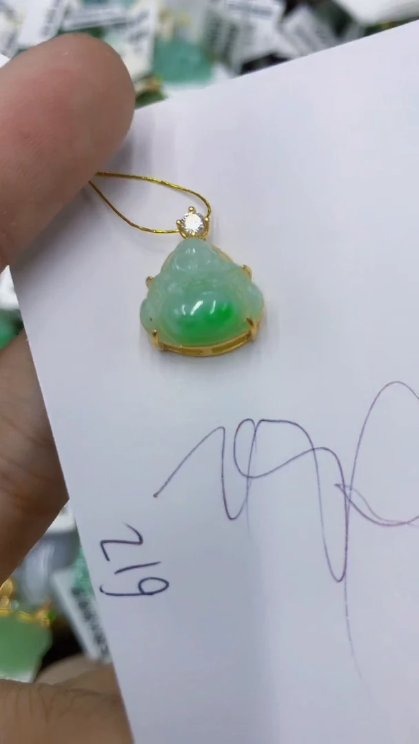 颈饰未镶嵌翡翠1111111111