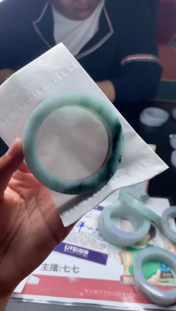 【闪购商品】定制翡翠手镯未镶嵌正圈LBFCSZ-DZS07