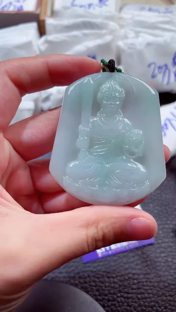 翡翠未镶嵌颈饰00007136不动