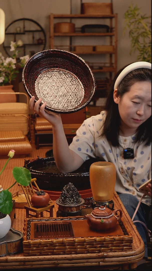 果子篮椭圆蓝胎漆器