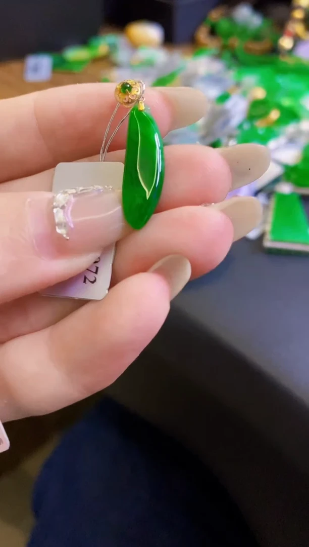 【闪购商品】定制翡翠18K金镶嵌瓜