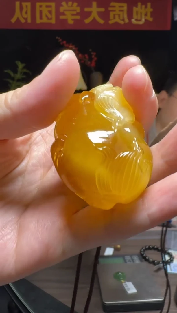 【闪购商品】蜜蜡吊坠(不含链)未镶嵌JH-蜜蜡吊坠貔貅33.6克