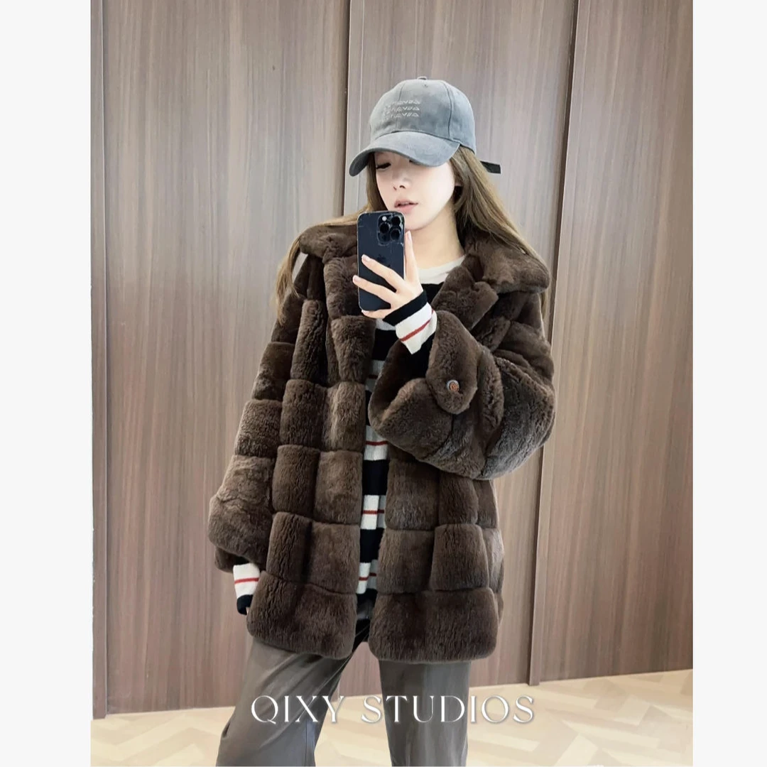 QIXIAOYAO.皮草丝绒青紫蓝兔皮毛一体皮草外套冬季新#YTSDKQ25T16