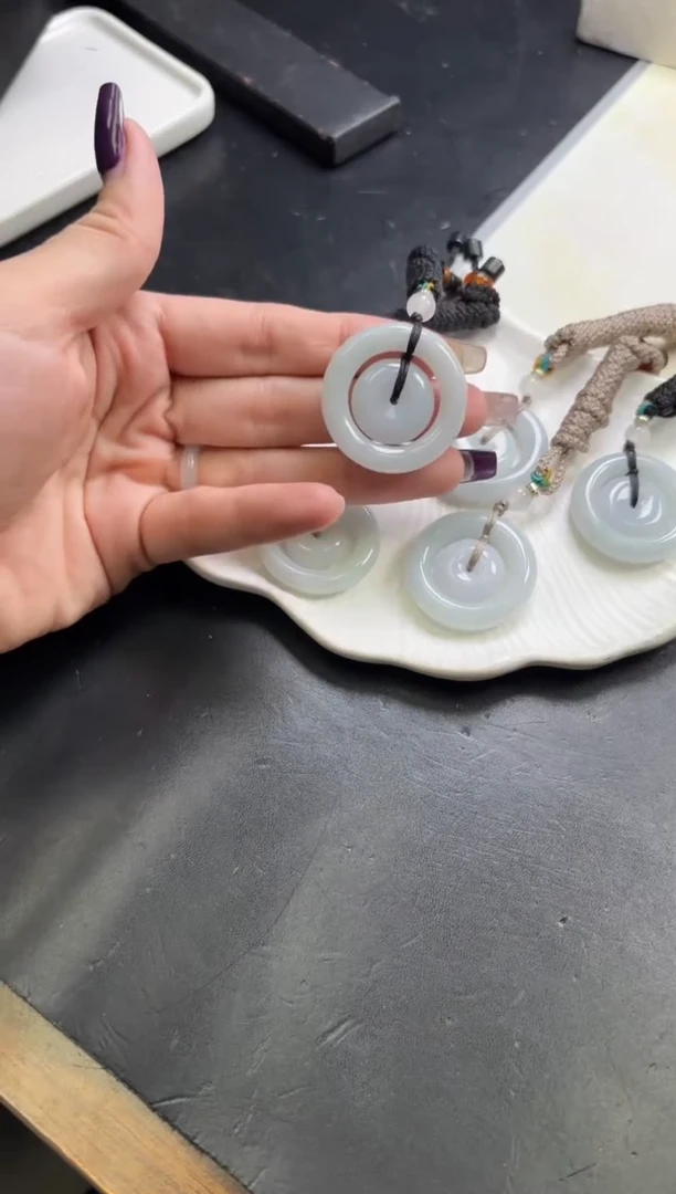 未镶嵌挂件翡翠多样性发一件:FT101508