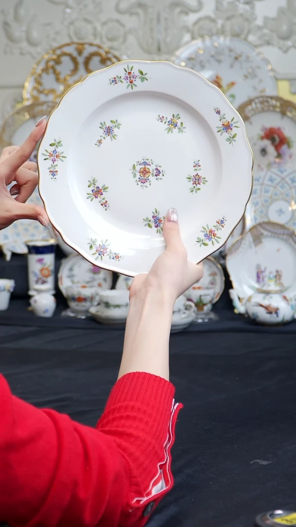 骨瓷婷婷中古器物如图所示18