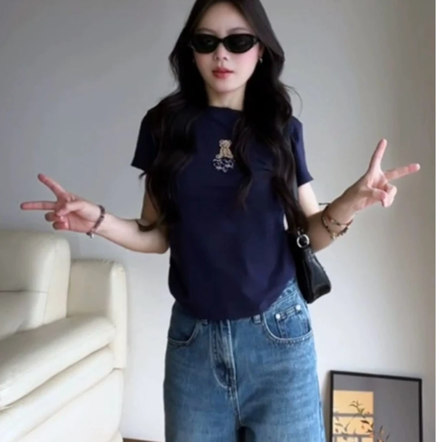 美式复古可爱小熊藏青色正肩短袖t恤女修身气质名媛百搭辣妹上衣