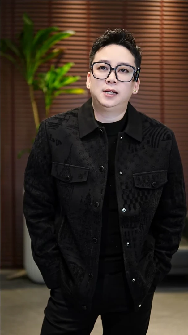 $***$52码（145-160斤）铁塔羽绒夹克