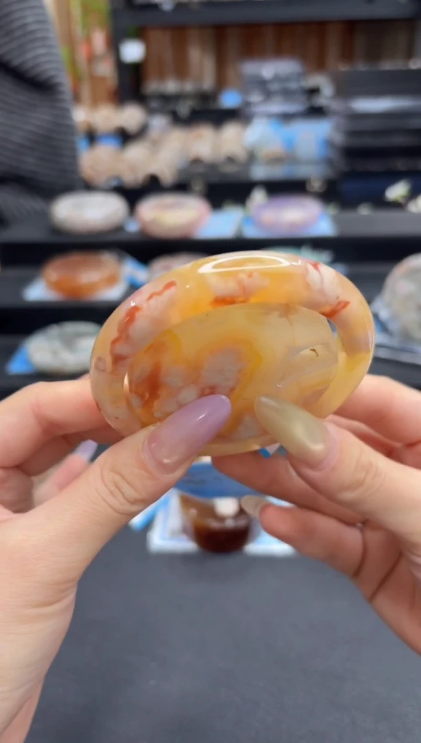 未镶嵌手镯石英质玉A199(58圈赠送镯心)不退不换