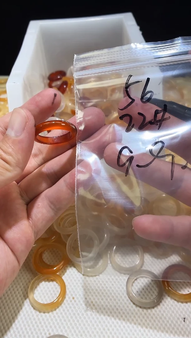 未镶嵌戒指玛瑙/玉髓56