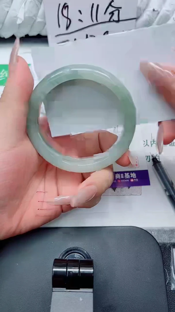 石英质玉手镯未镶嵌10-58