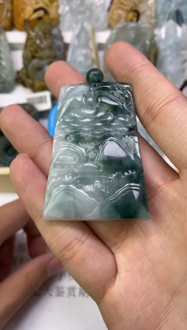 翡翠未镶嵌颈饰九*天然翡翠