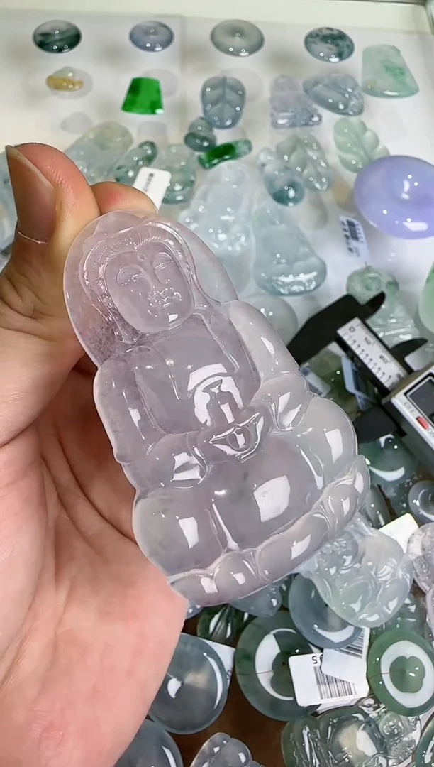 【闪购商品】翡翠颈饰未镶嵌···