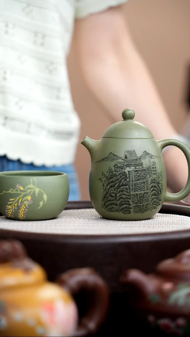 茶壶紫砂豆青砂龙蛋刻房屋+杯034
