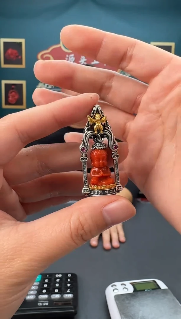 【闪购商品】南红玛瑙雕刻银S925镶嵌004ZB0112产品一个