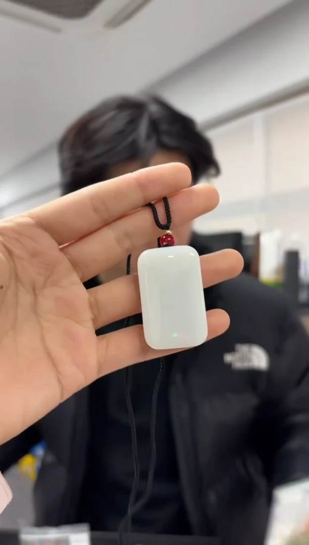 颈饰未镶嵌和田玉（多样性发一件）