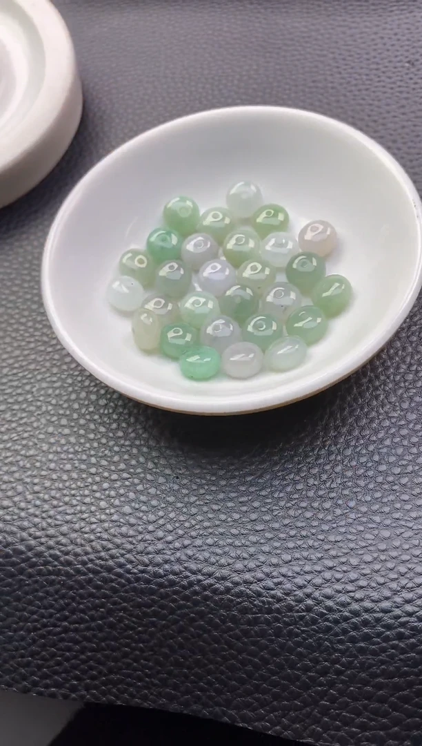 翡翠散珠77天然A货翡翠散珠卡