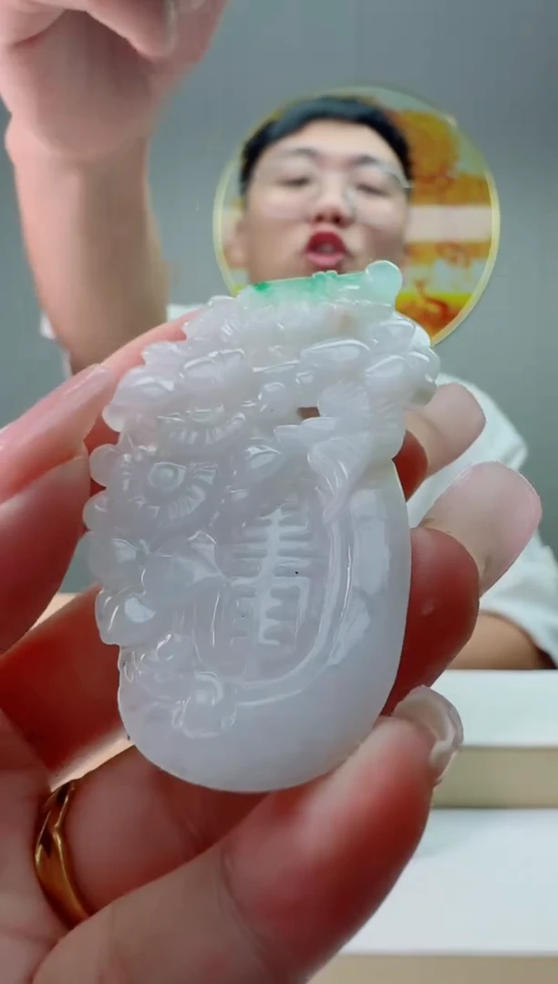 翡翠未镶嵌颈饰11111111111