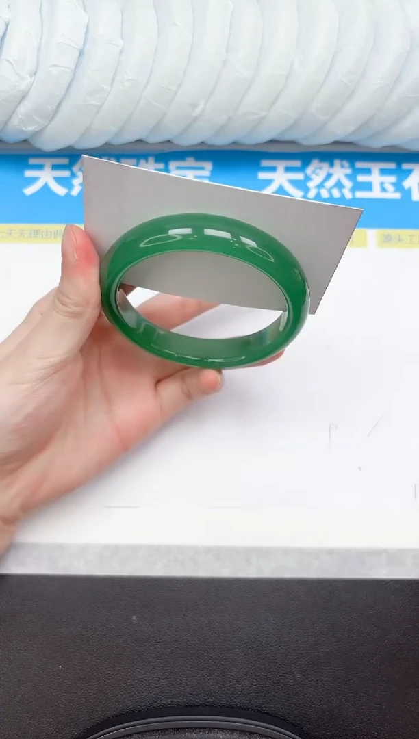 未镶嵌手镯石英质玉212-63.4