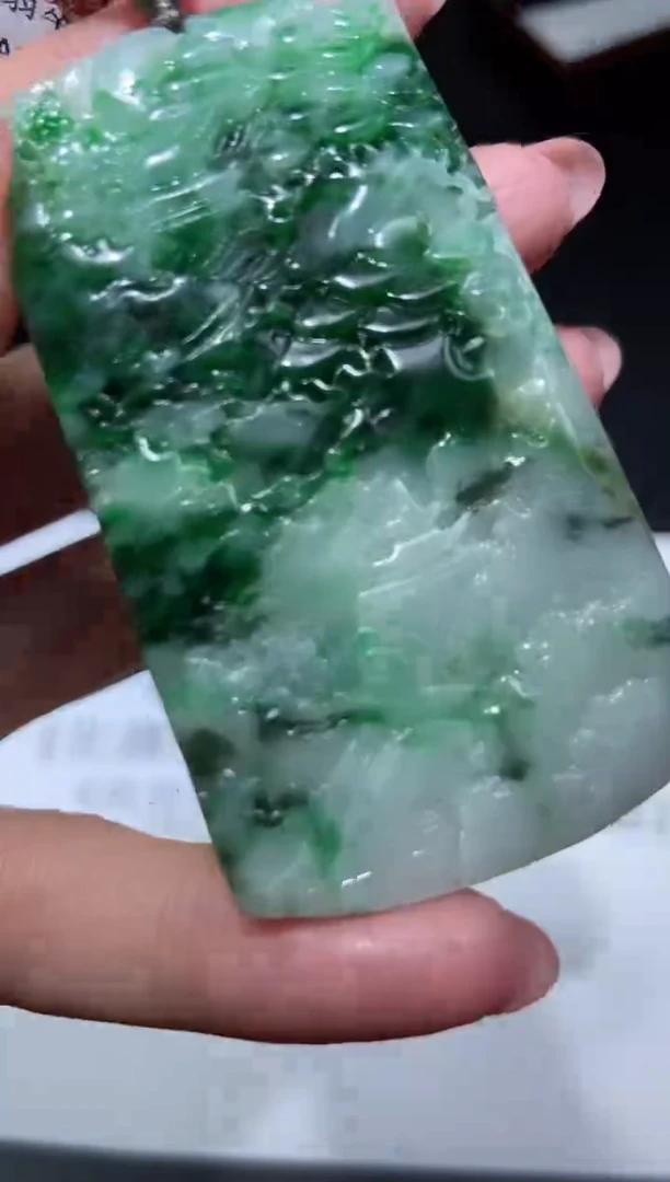 翡翠未镶嵌颈饰  312794