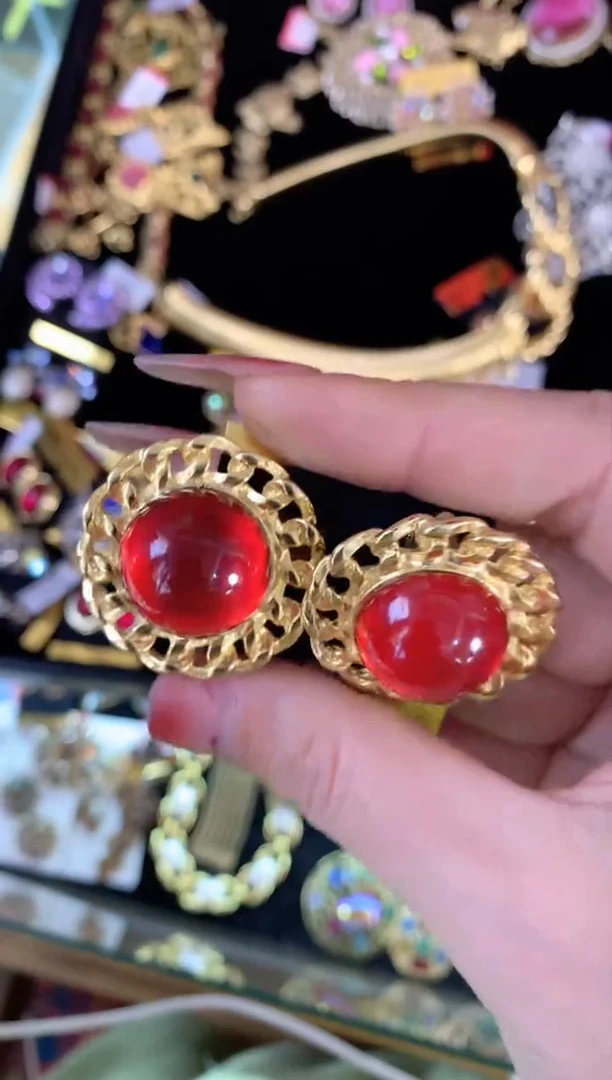 【闪购商品】瓷片楚楚中古珠宝甄选不退换