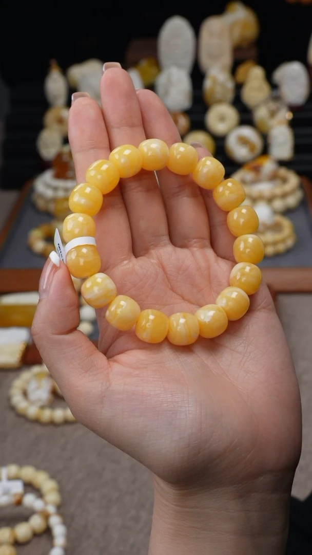 【闪购商品】琥珀裸石未镶嵌6363636363