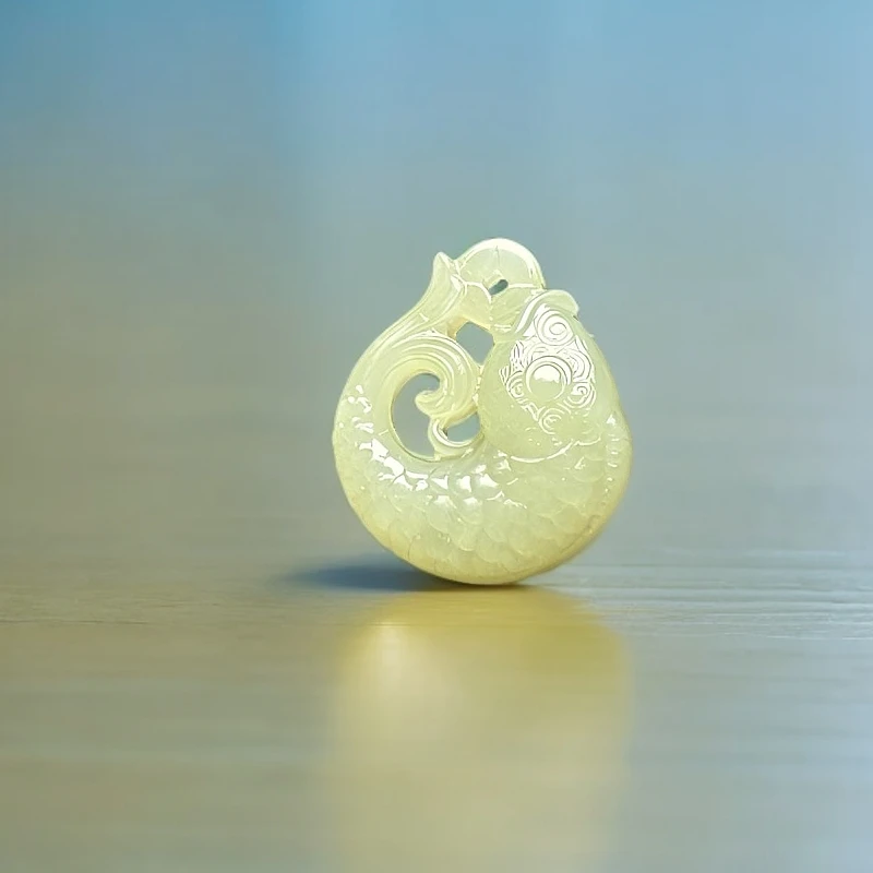 天然和田玉手工雕刻小鱼长27宽24厚11时尚双面精美仿古