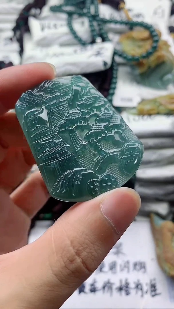 翡翠未镶嵌颈饰8888888888