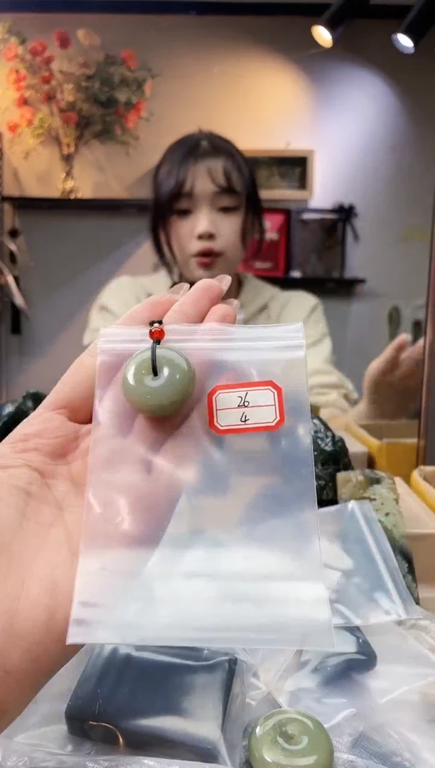 未镶嵌和田玉挂件1