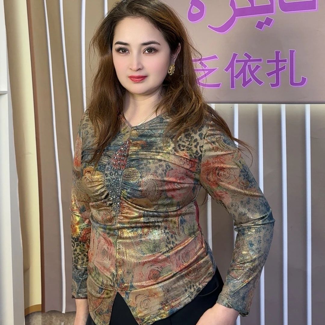 乏依扎新款显瘦上衣