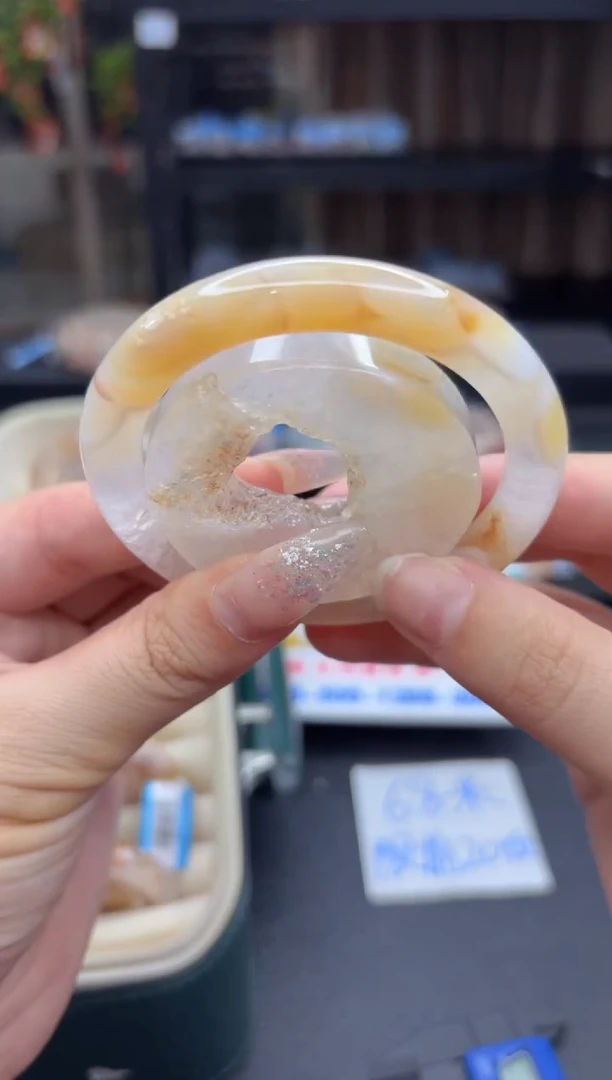 石英质玉手镯未镶嵌220(55圈赠送镯心)