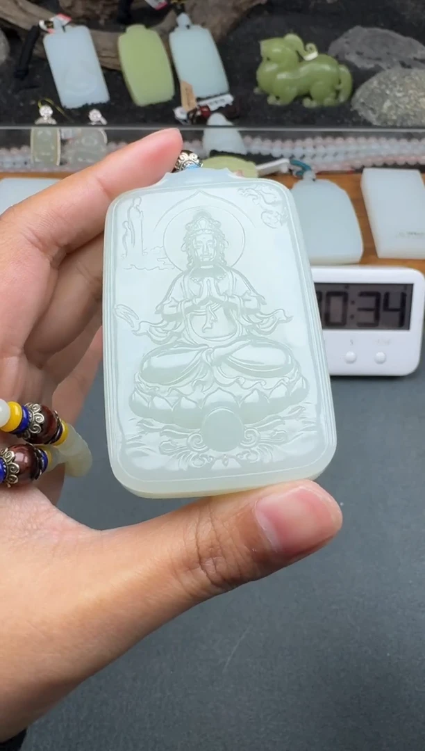 颈饰未镶嵌和田玉1