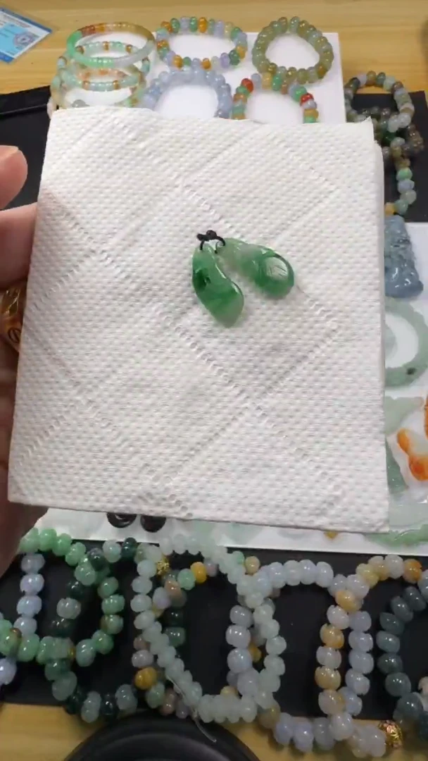 颈饰未镶嵌翡翠【闪购商品】 天然翡翠