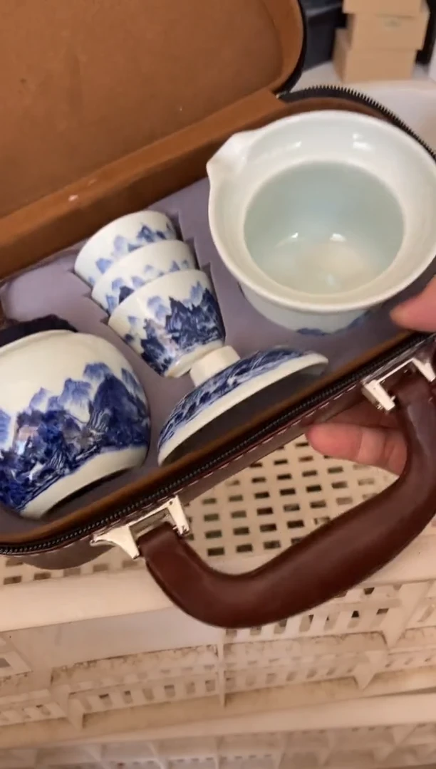 杯无运费险有瑕疵的摄影的产品有使用过的痕迹有点脏介意勿拍